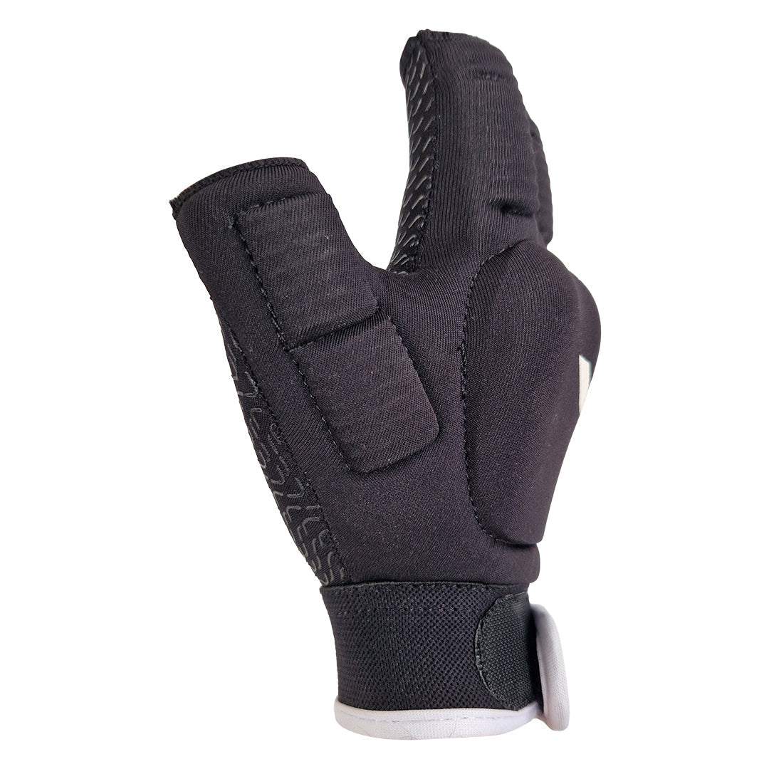 Genesis Player Glove — black l lewa Genesis Player Glove — black l lewa